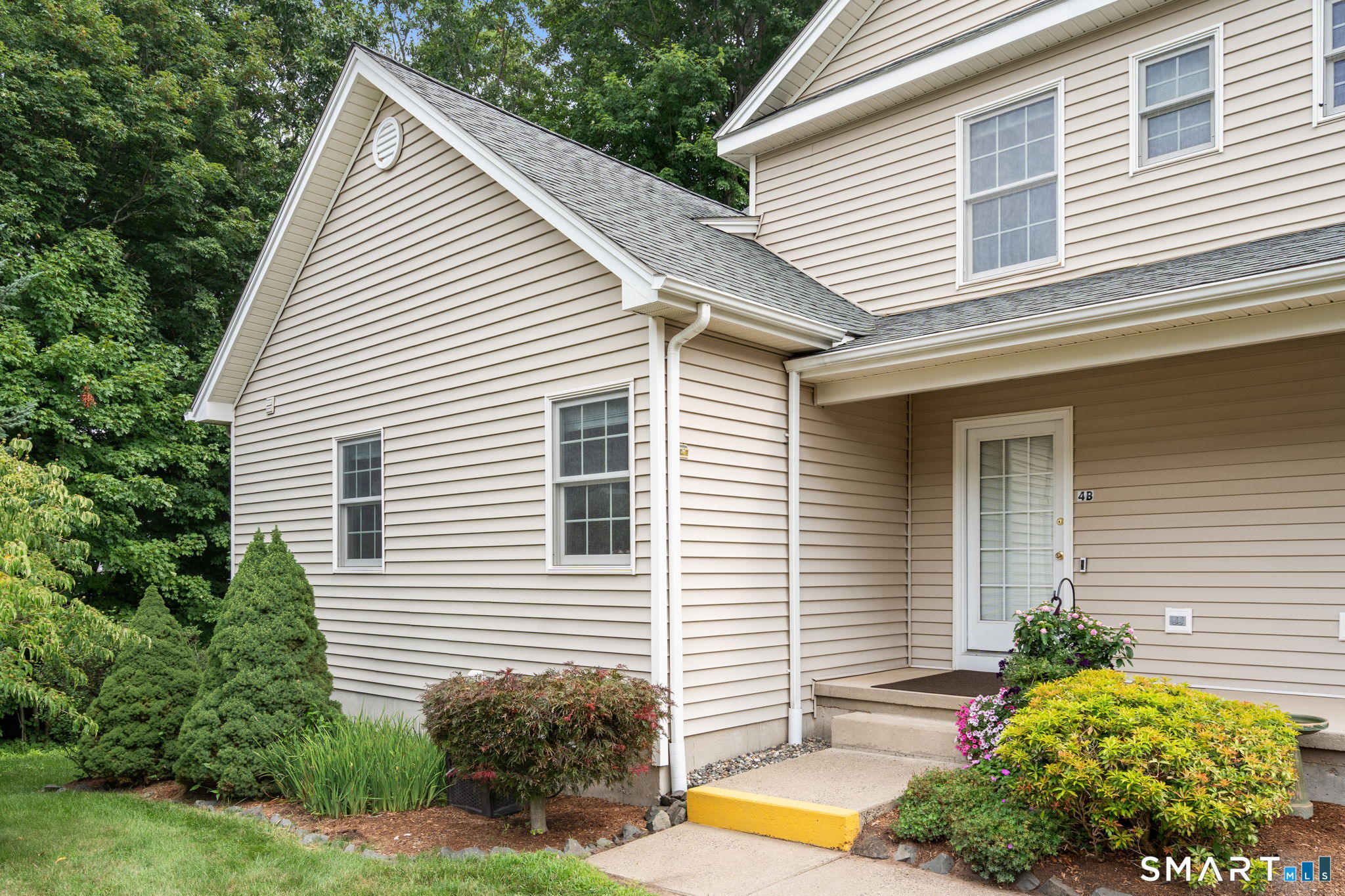 4 Reggie Way East Windsor CT 06016