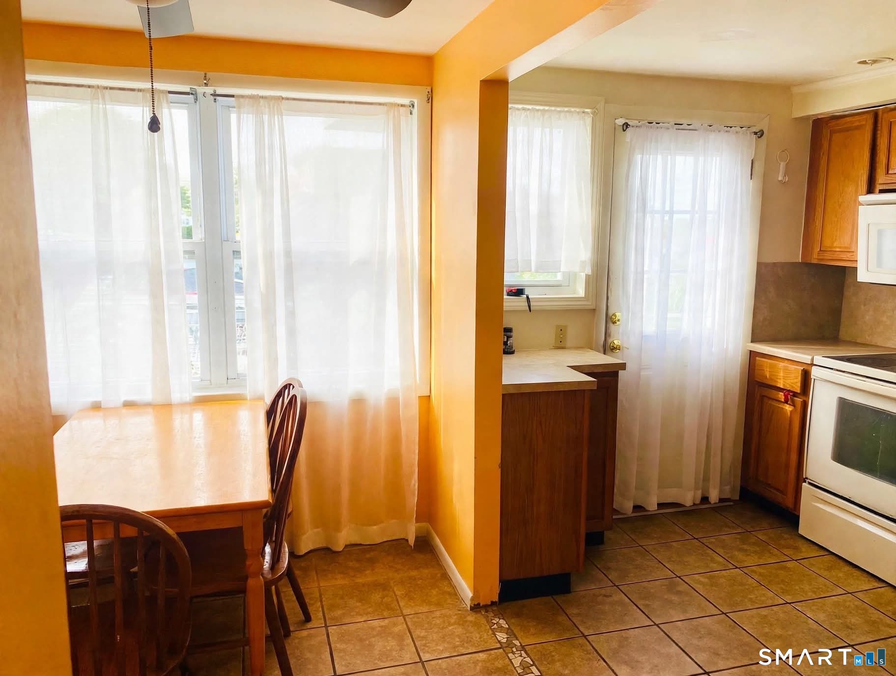 364 Main Street East Haven CT 06512