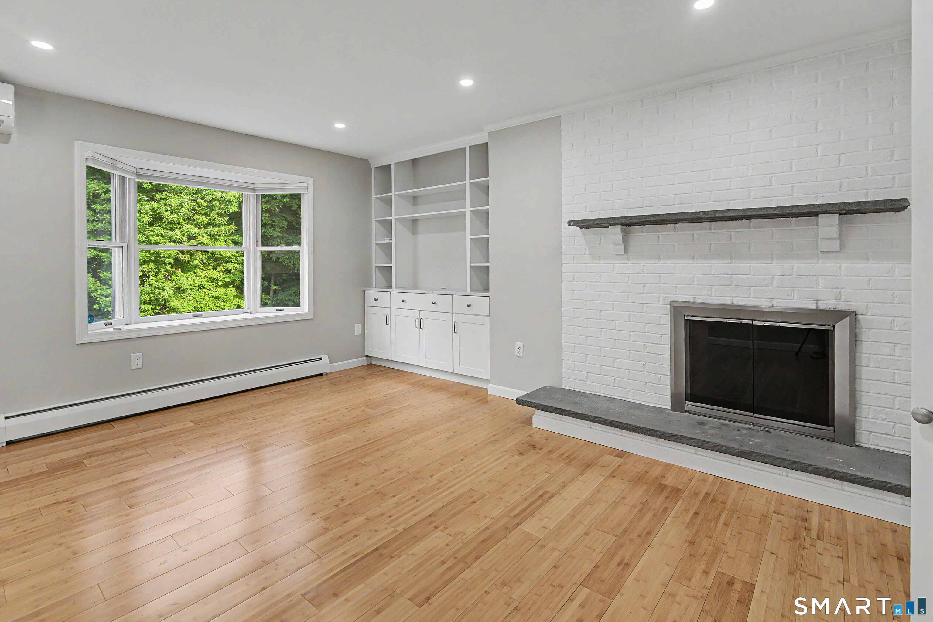 2 Castle Meadow Drive Stonington CT 06379