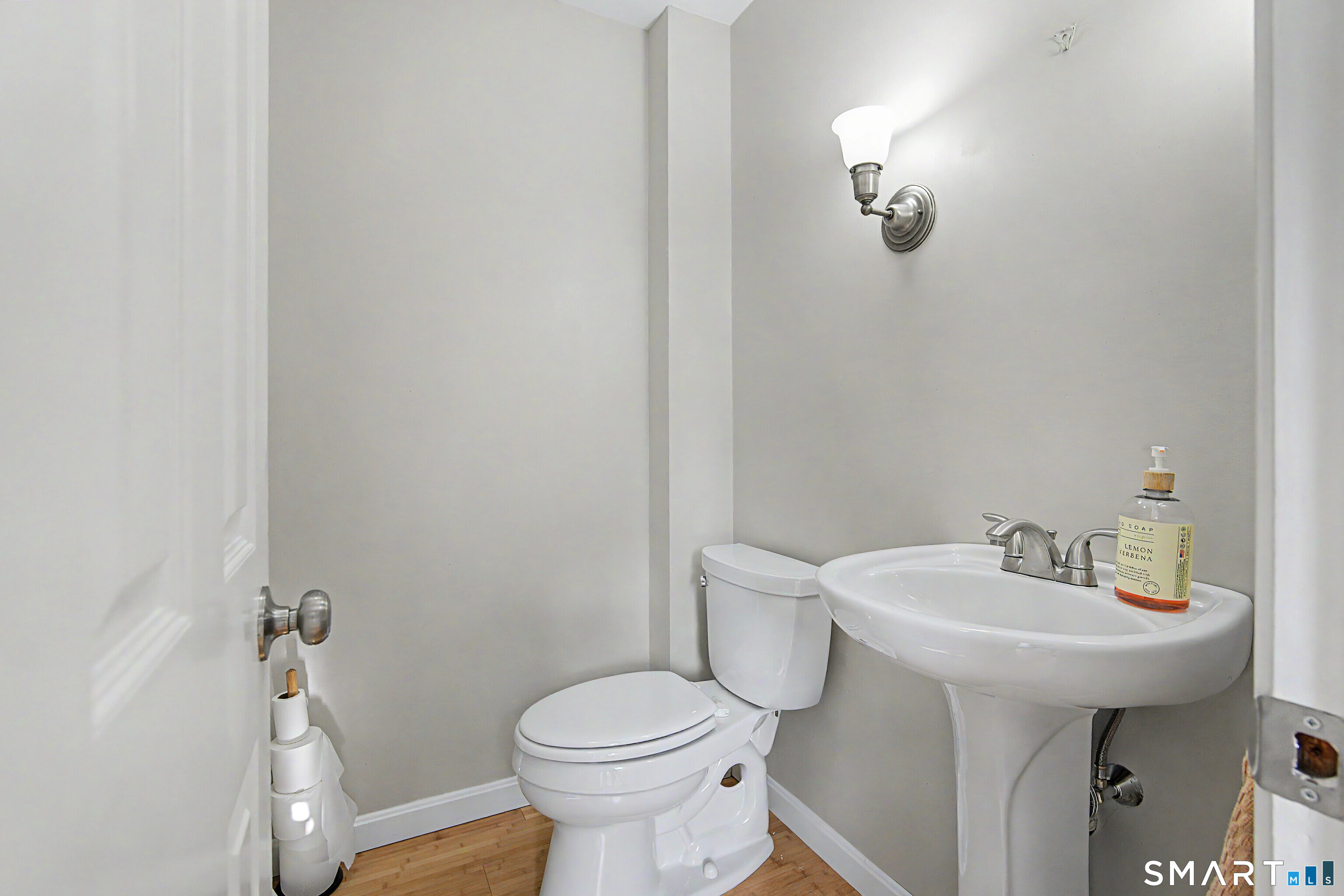 2 Castle Meadow Drive Stonington CT 06379