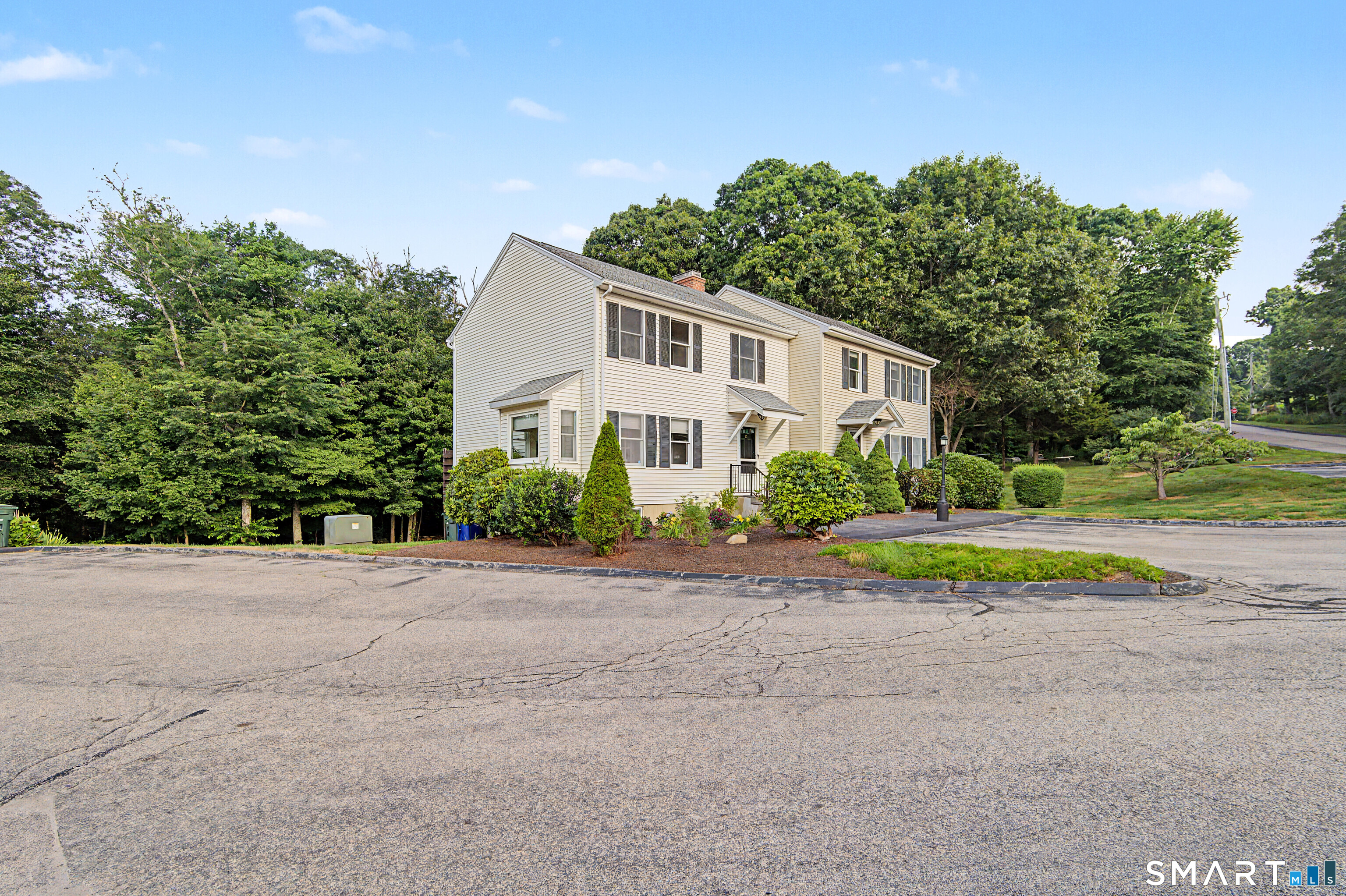 2 Castle Meadow Drive Stonington CT 06379