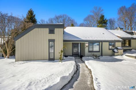 915 Heritage Village Southbury CT 06488