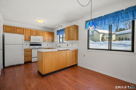 915 Heritage Village Southbury CT 06488