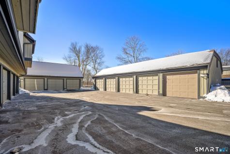 915 Heritage Village Southbury CT 06488