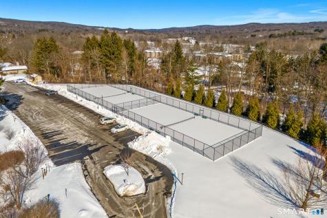 915 Heritage Village Southbury CT 06488