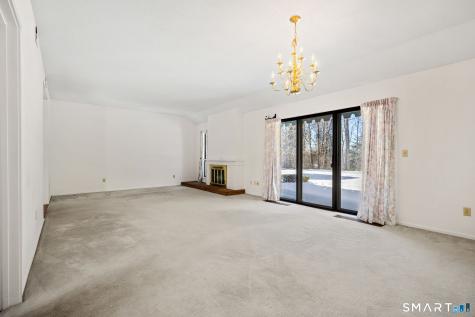 915 Heritage Village Southbury CT 06488