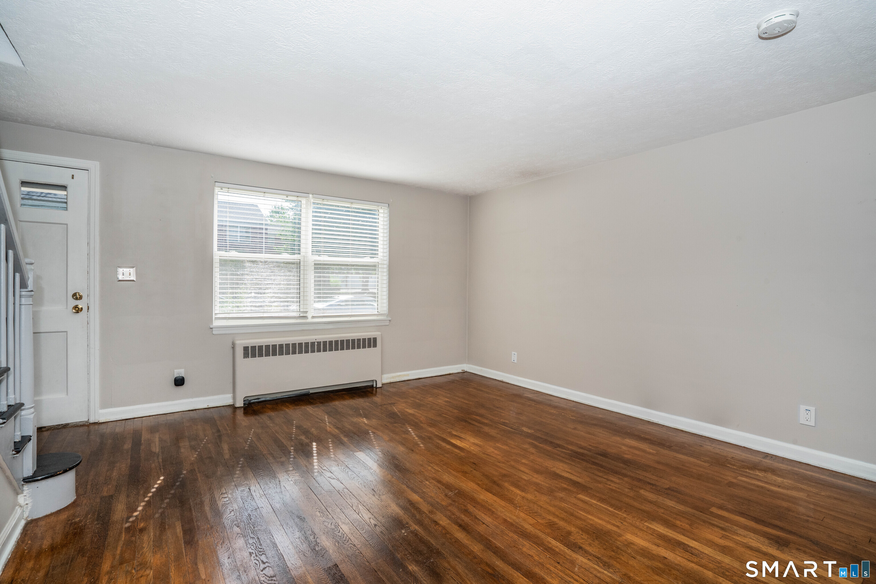 51 Arnold Way West Hartford CT 06119