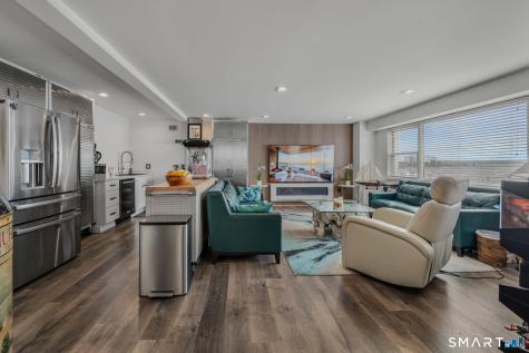 292 Pequot Avenue New London CT 06320