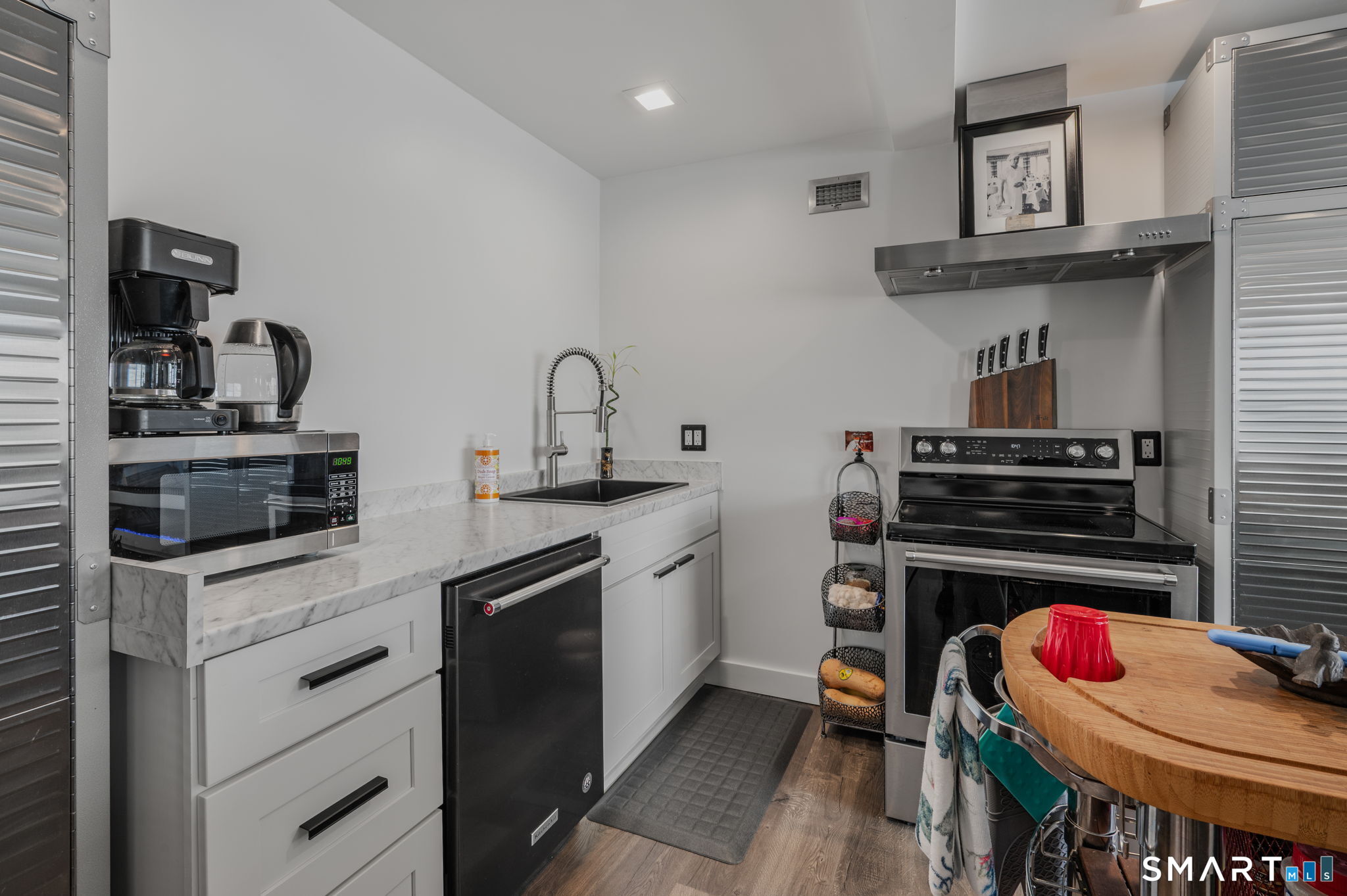 292 Pequot Avenue New London CT 06320