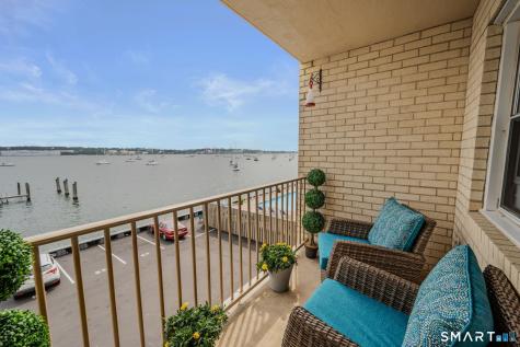 292 Pequot Avenue New London CT 06320