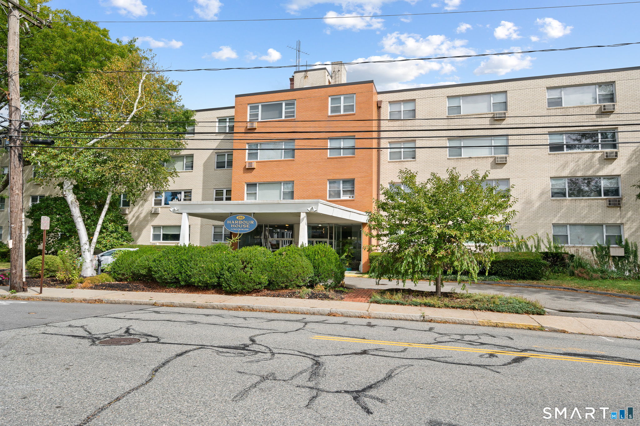 292 Pequot Avenue New London CT 06320