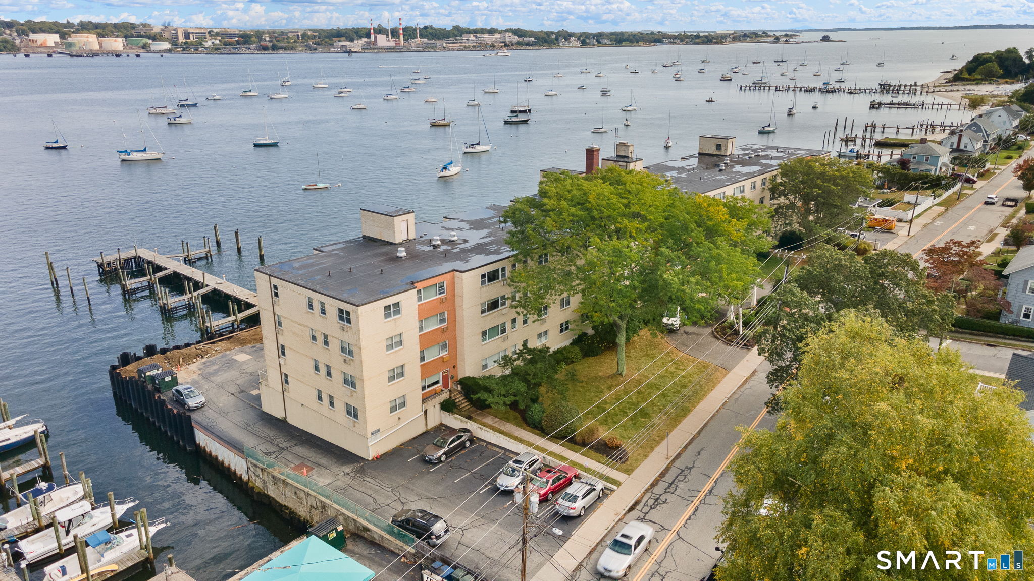 292 Pequot Avenue New London CT 06320