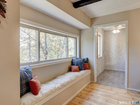 26 Forest Hill Drive Simsbury CT 06070