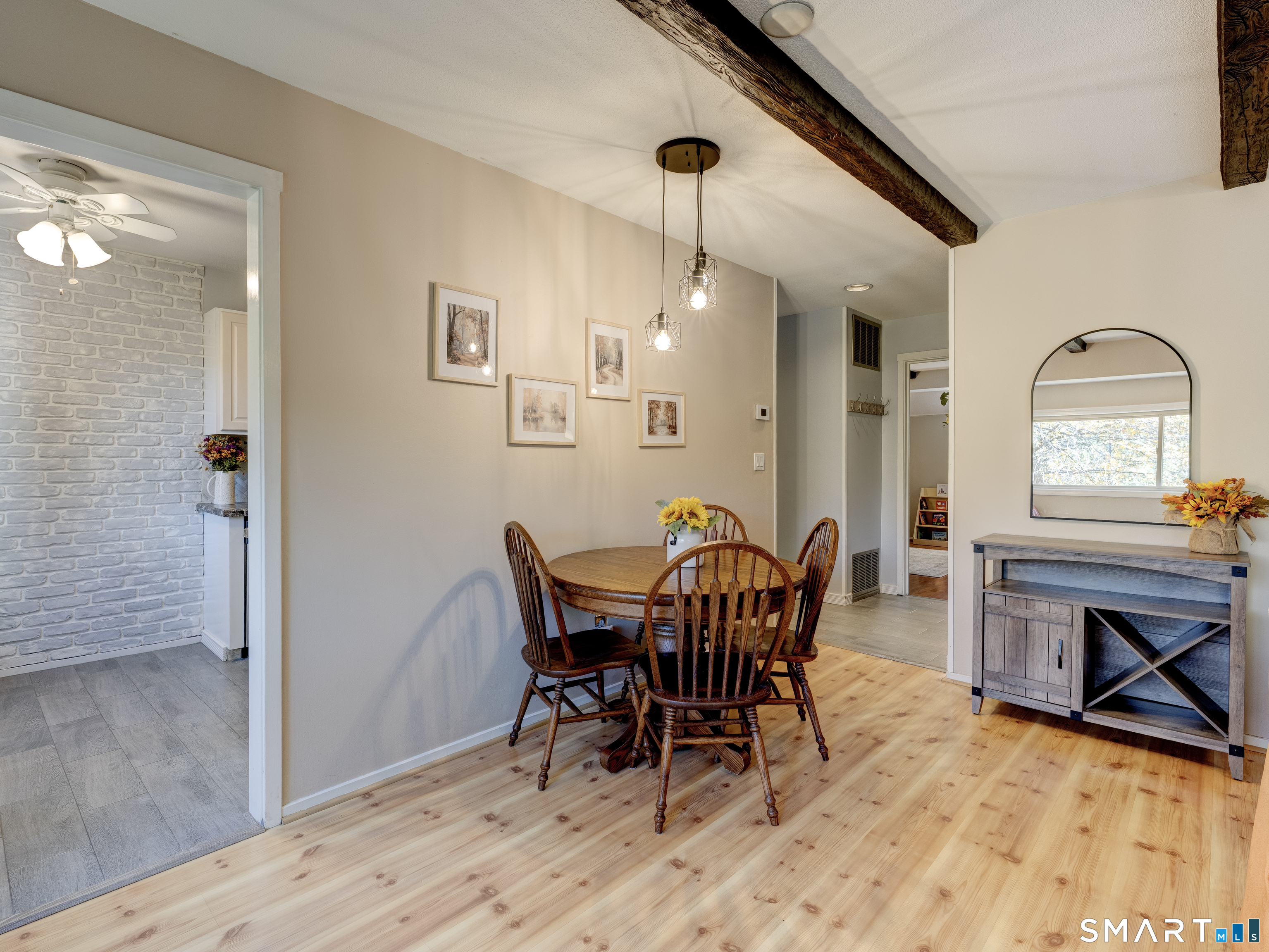 26 Forest Hill Drive Simsbury CT 06070