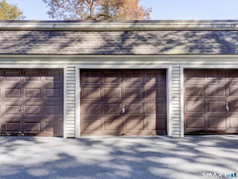 26 Forest Hill Drive Simsbury CT 06070