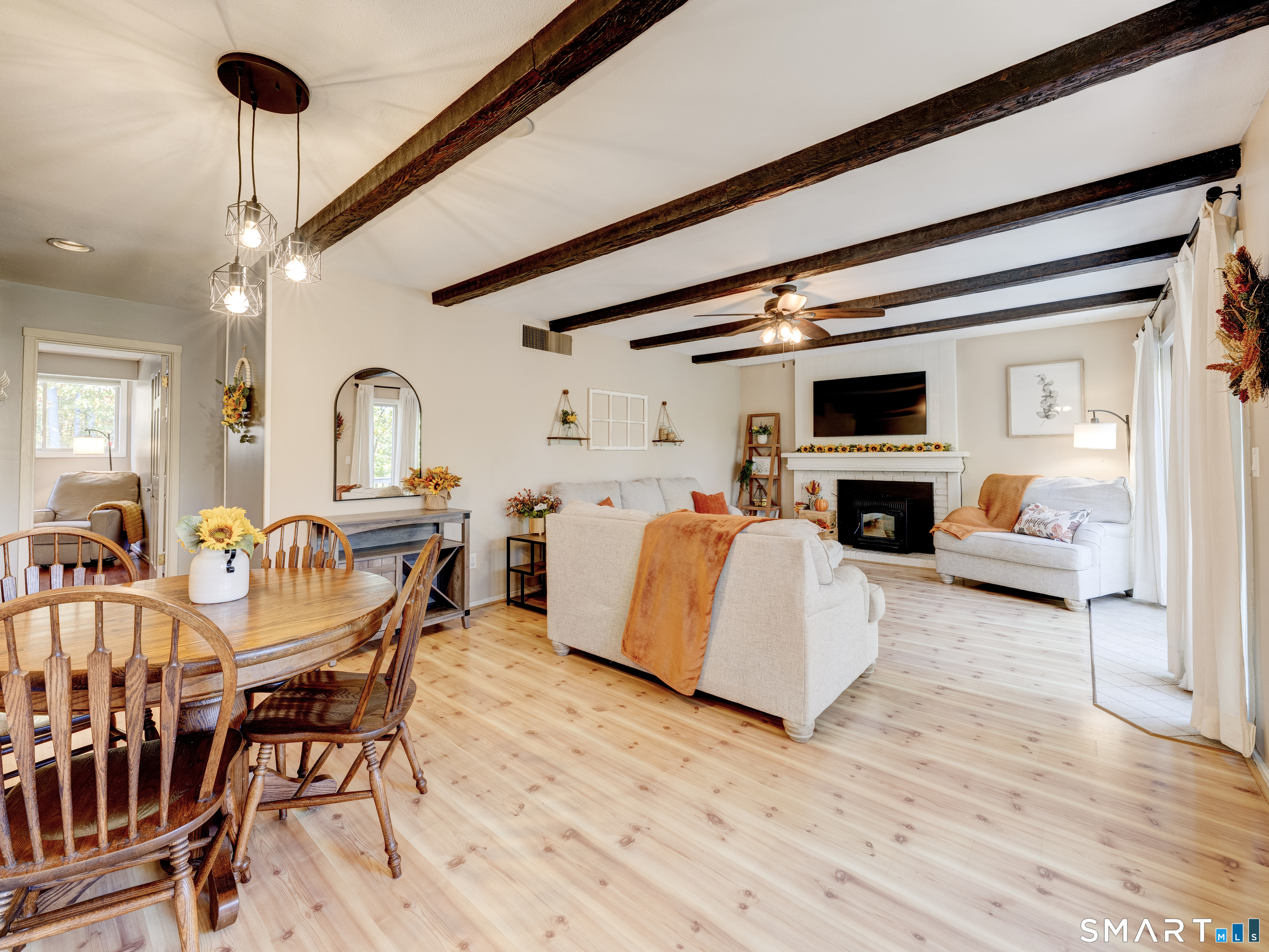 26 Forest Hill Drive Simsbury CT 06070