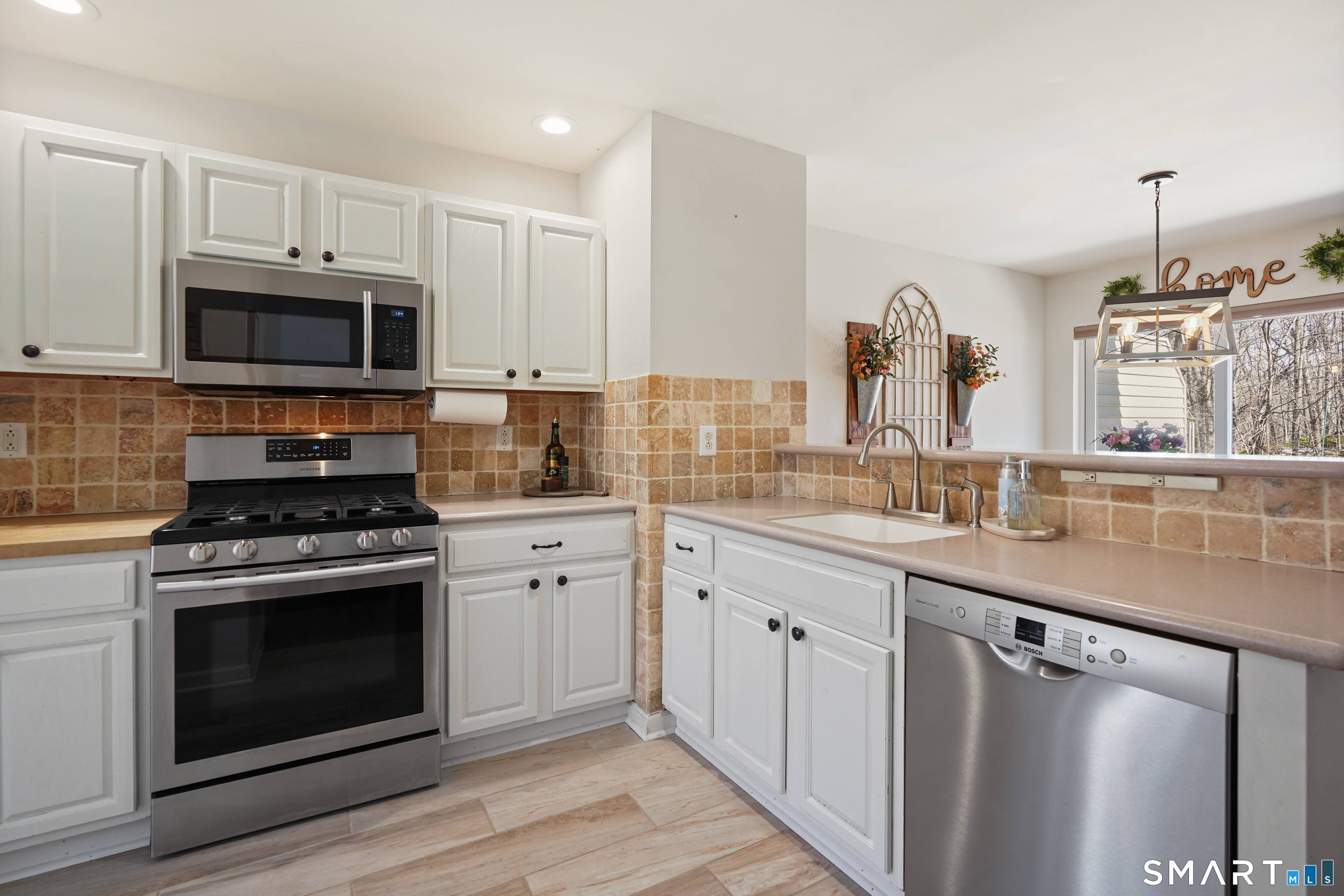 1902 Cypress Drive Danbury CT 06811