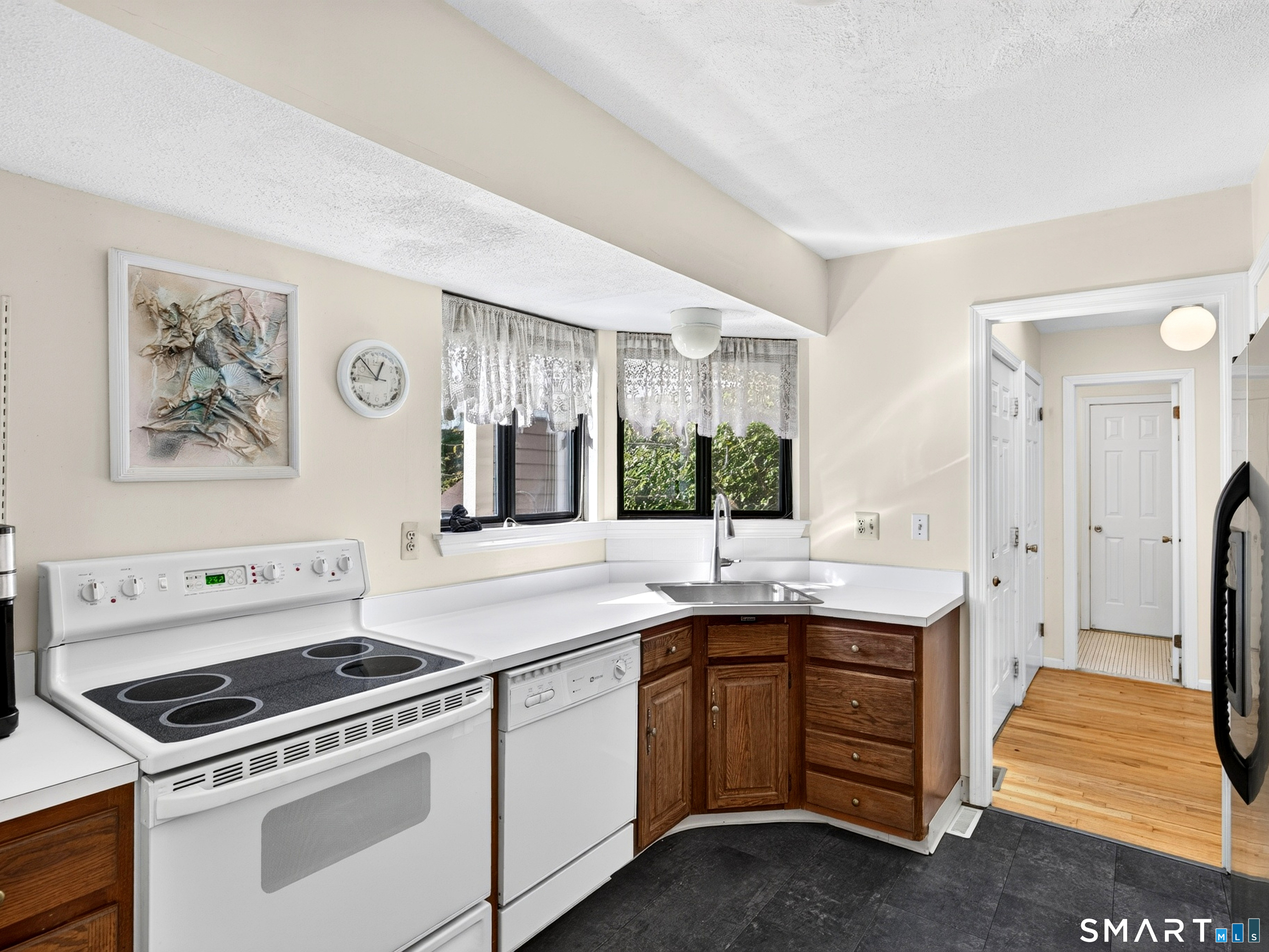 144 Watch Hill Road Branford CT 06405