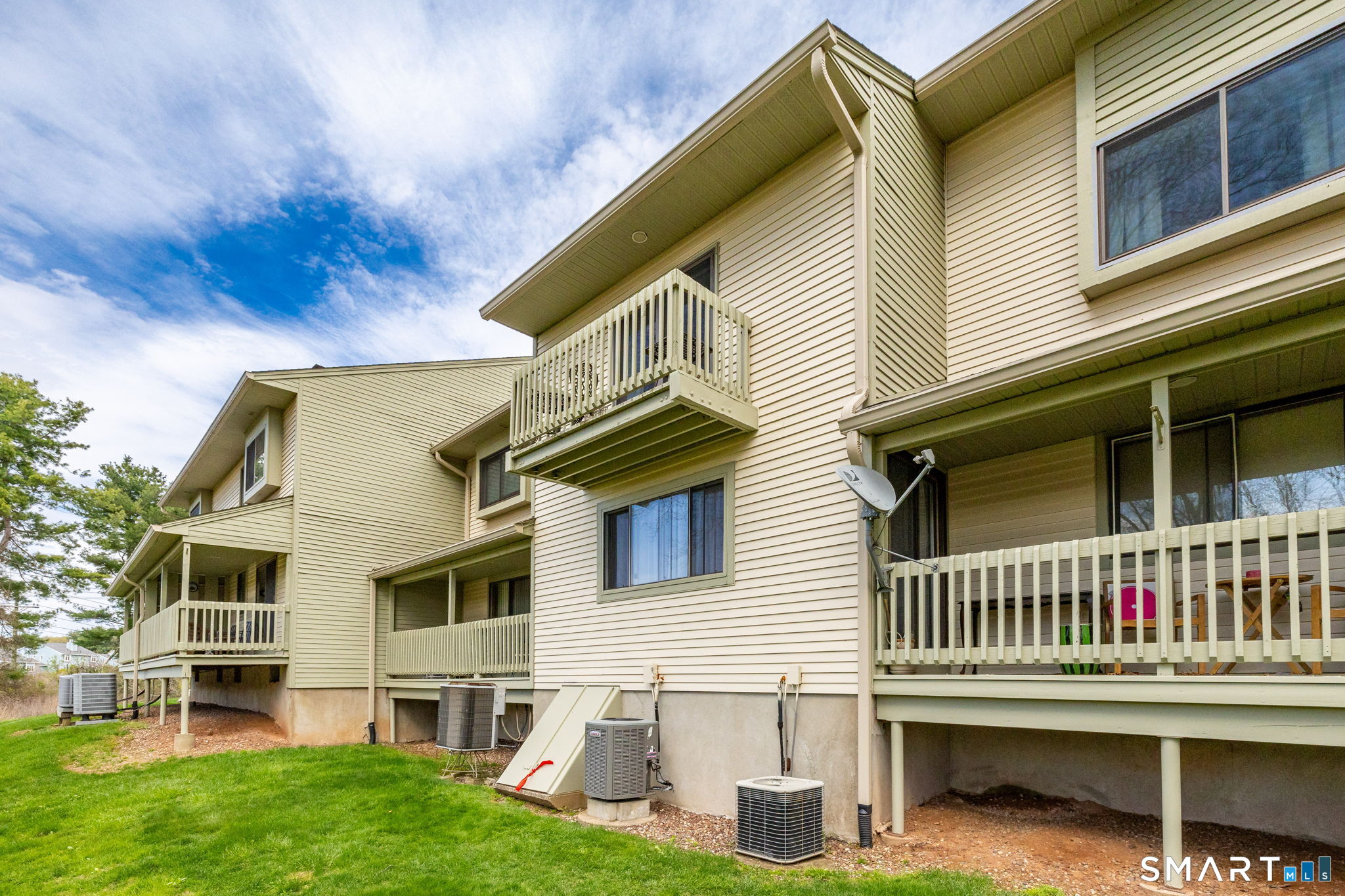 204 Summer Hill Drive South Windsor CT 06074