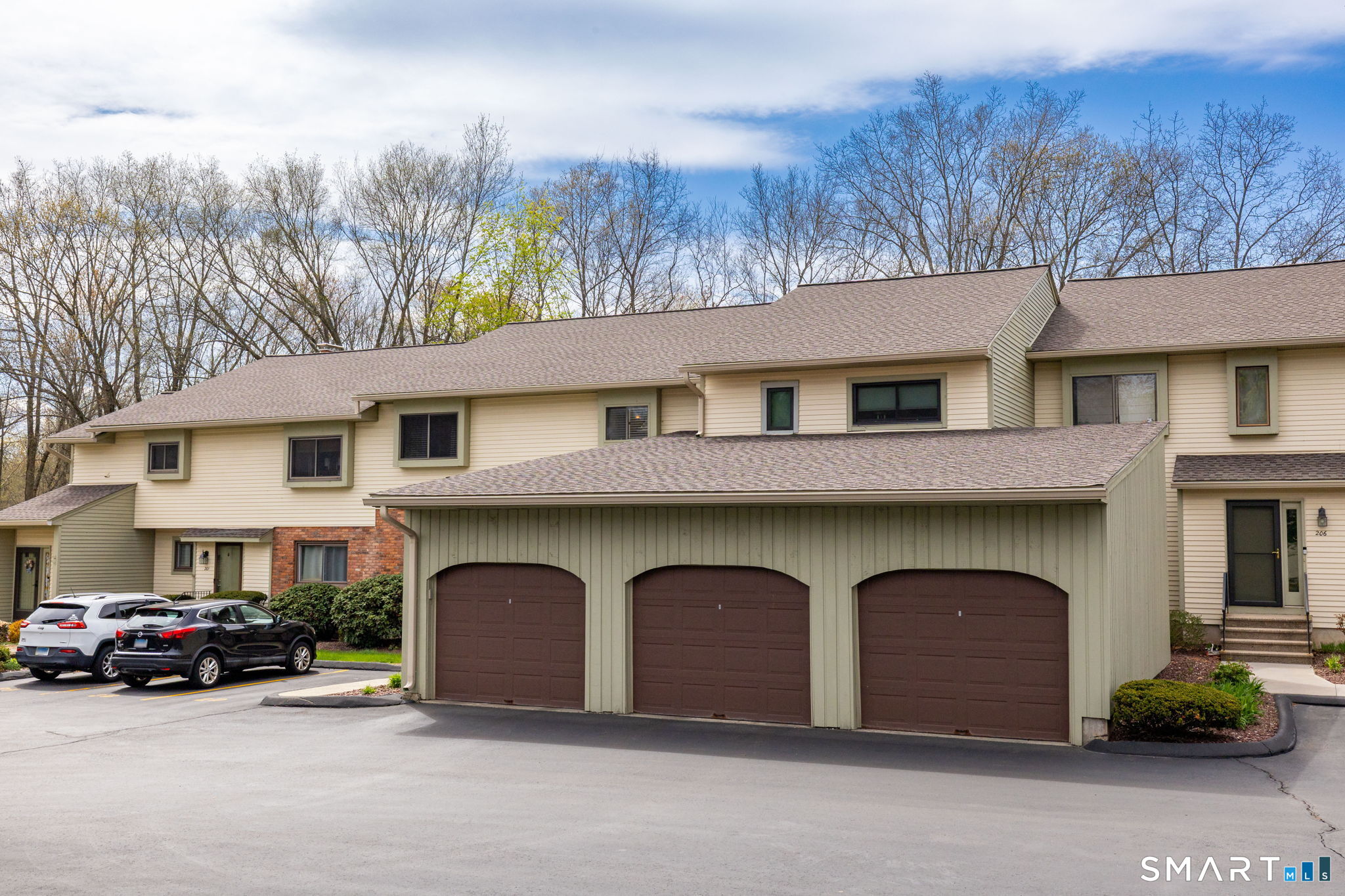 204 Summer Hill Drive South Windsor CT 06074