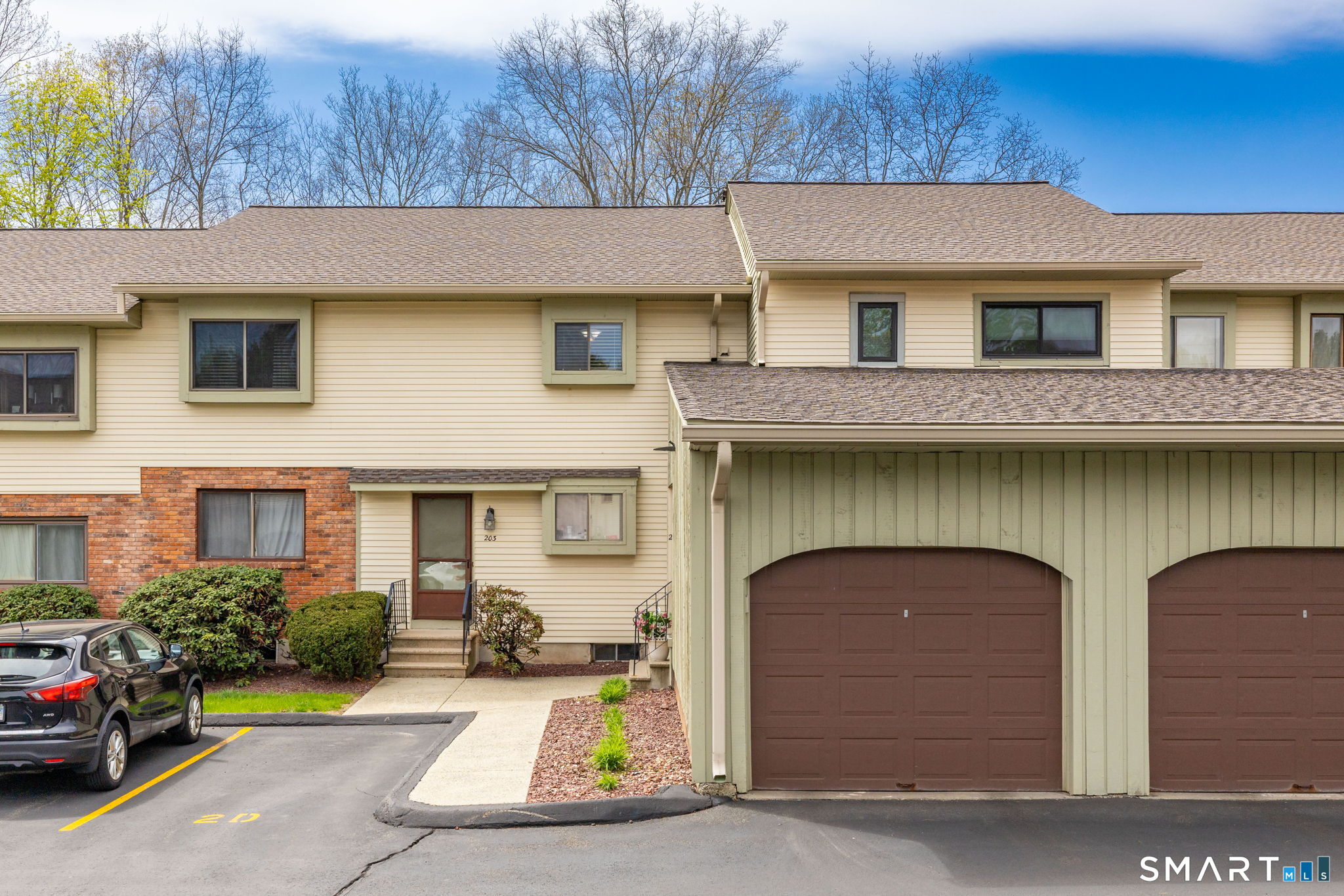 204 Summer Hill Drive South Windsor CT 06074