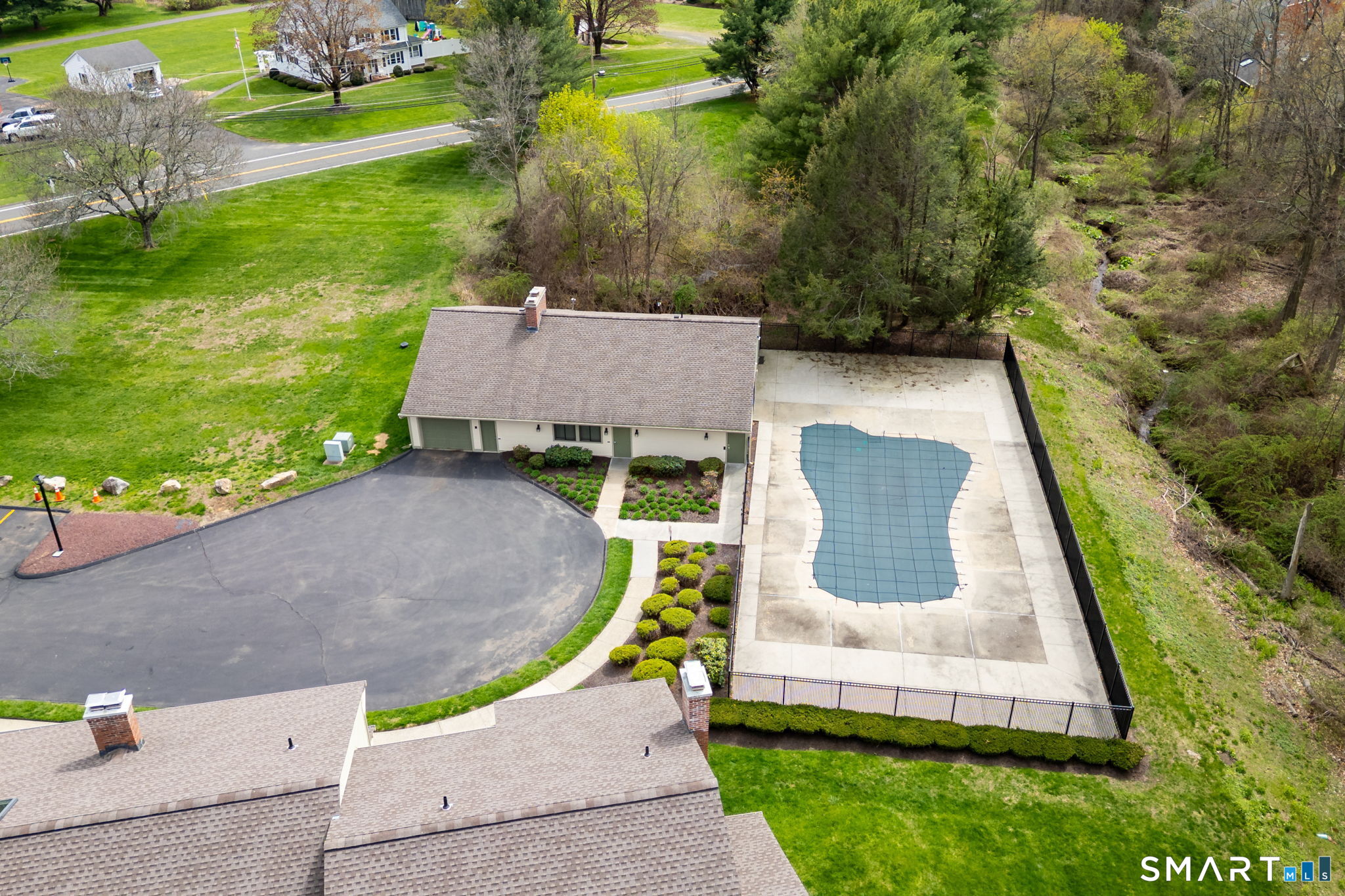 204 Summer Hill Drive South Windsor CT 06074