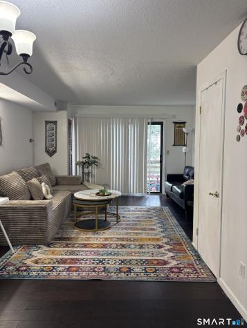 40 Crest Street West Haven CT 06516