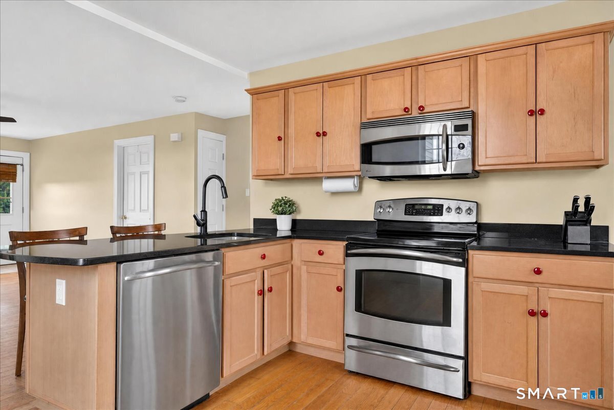 1 Harbor View Lane Norwich CT 06360