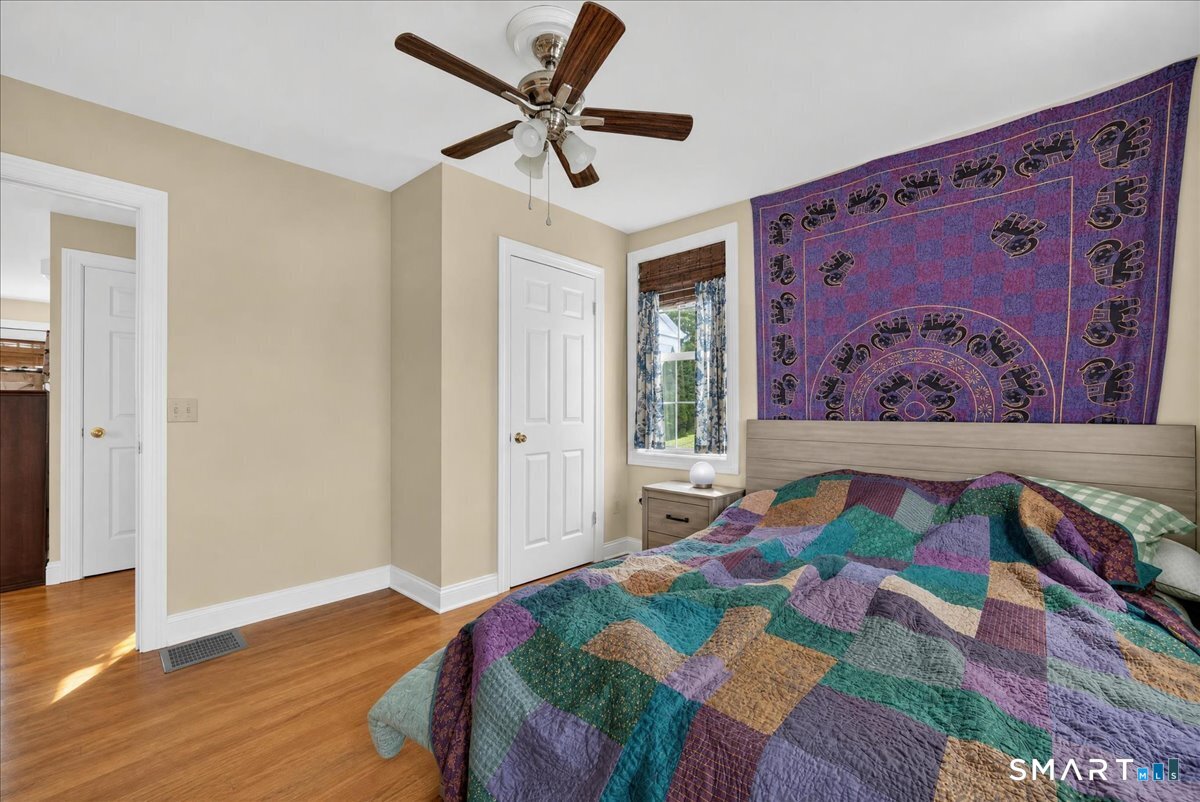 1 Harbor View Lane Norwich CT 06360