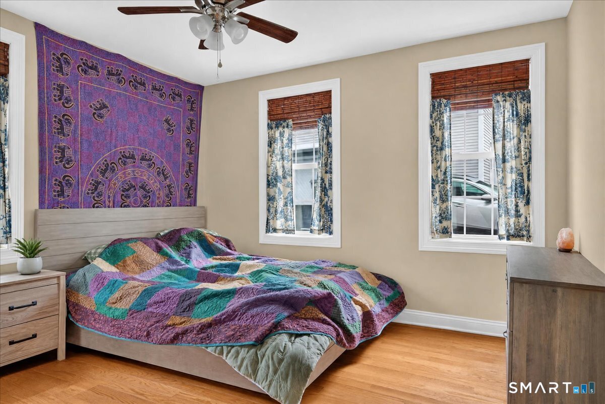 1 Harbor View Lane Norwich CT 06360