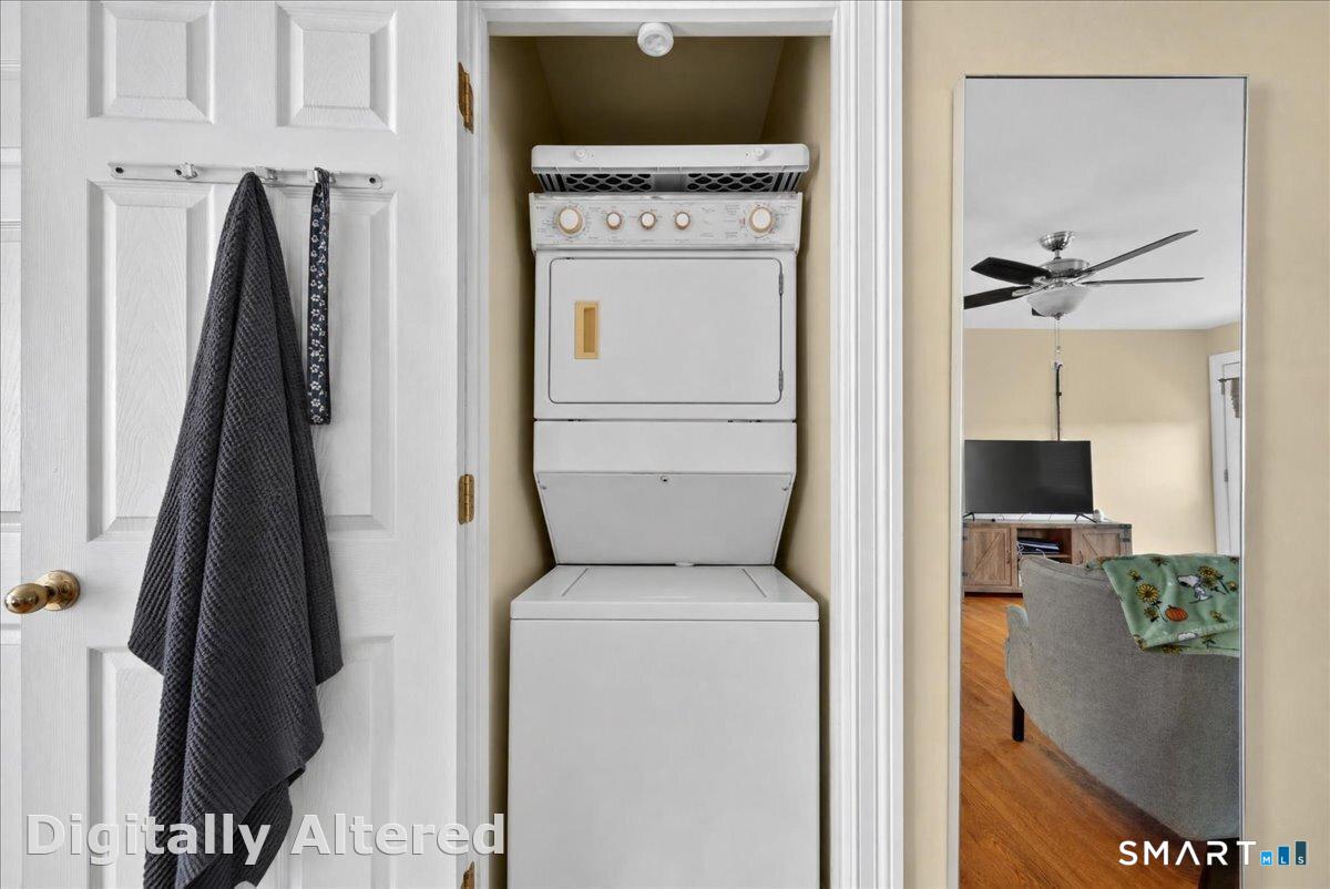 1 Harbor View Lane Norwich CT 06360