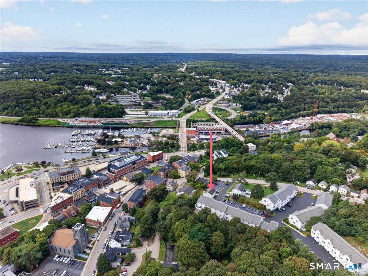 1 Harbor View Lane Norwich CT 06360