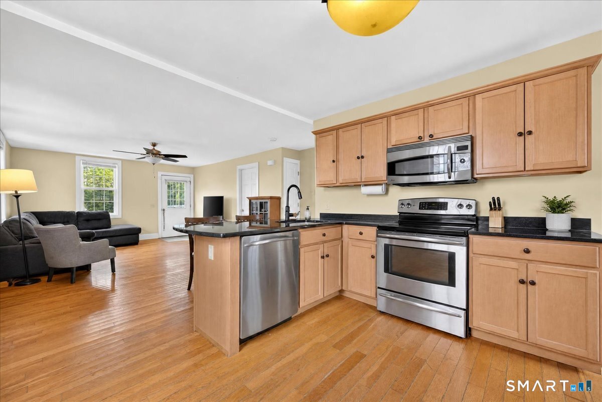 1 Harbor View Lane Norwich CT 06360