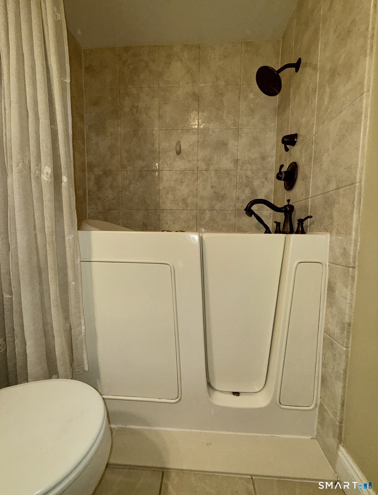 1 Harbor View Lane Norwich CT 06360