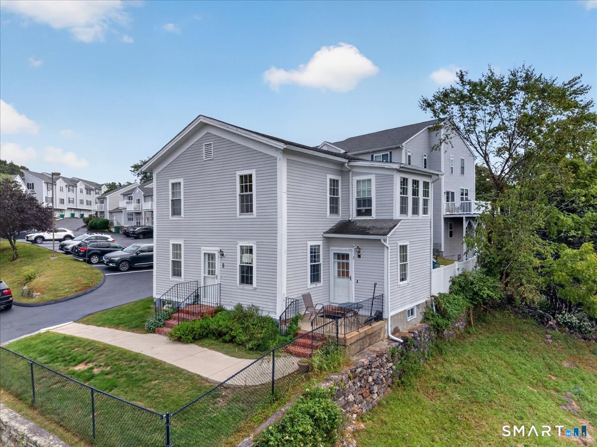 1 Harbor View Lane Norwich CT 06360