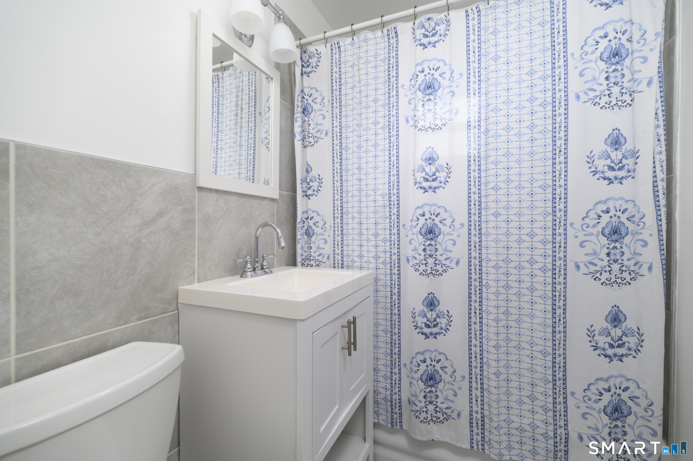 22 Courtland Avenue Stamford CT 06902