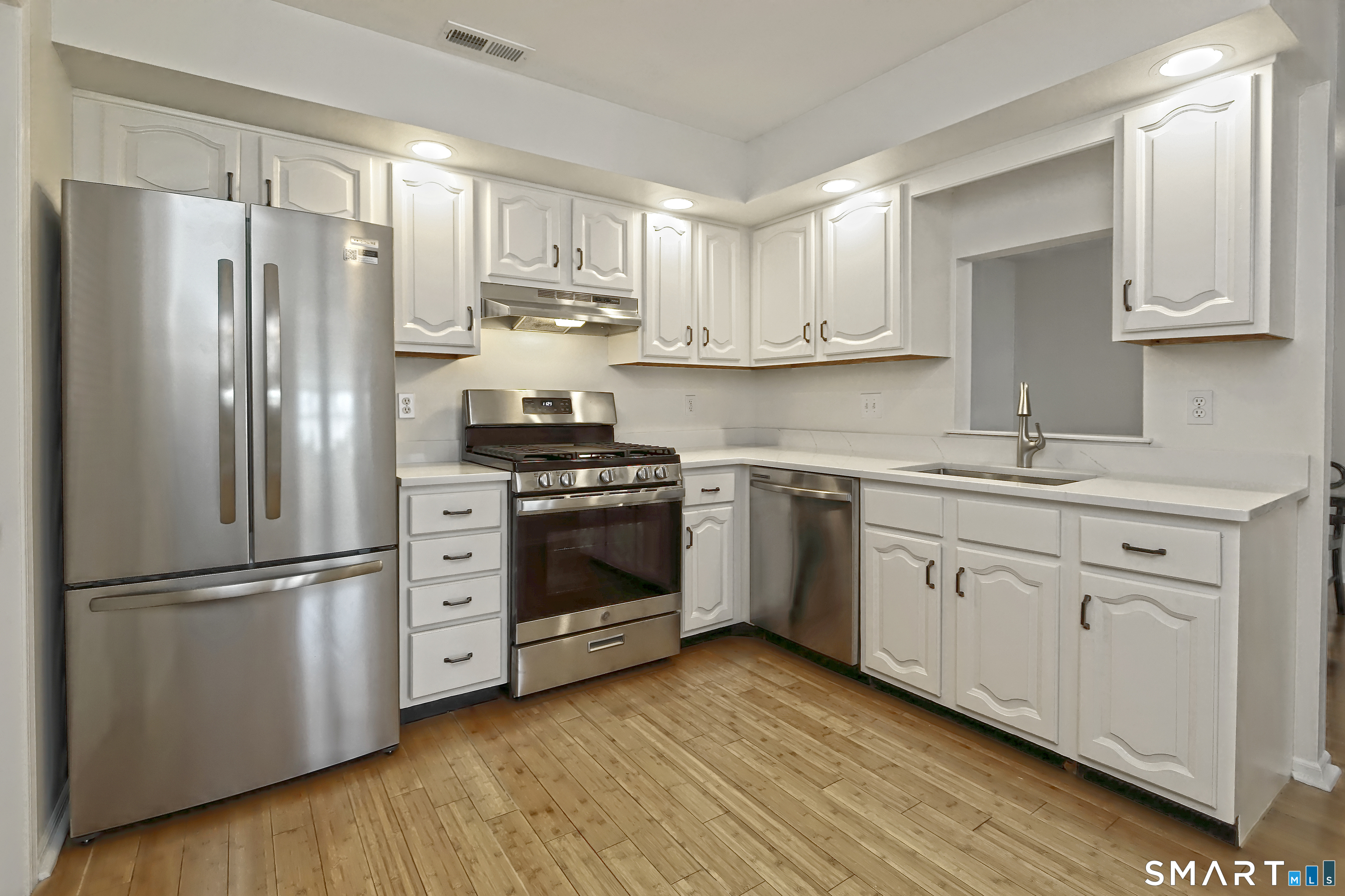 58 Greenview Lane Milford CT 06461