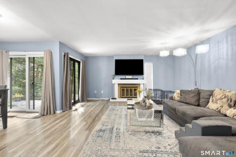14 Great Meadow Lane Farmington CT 06001