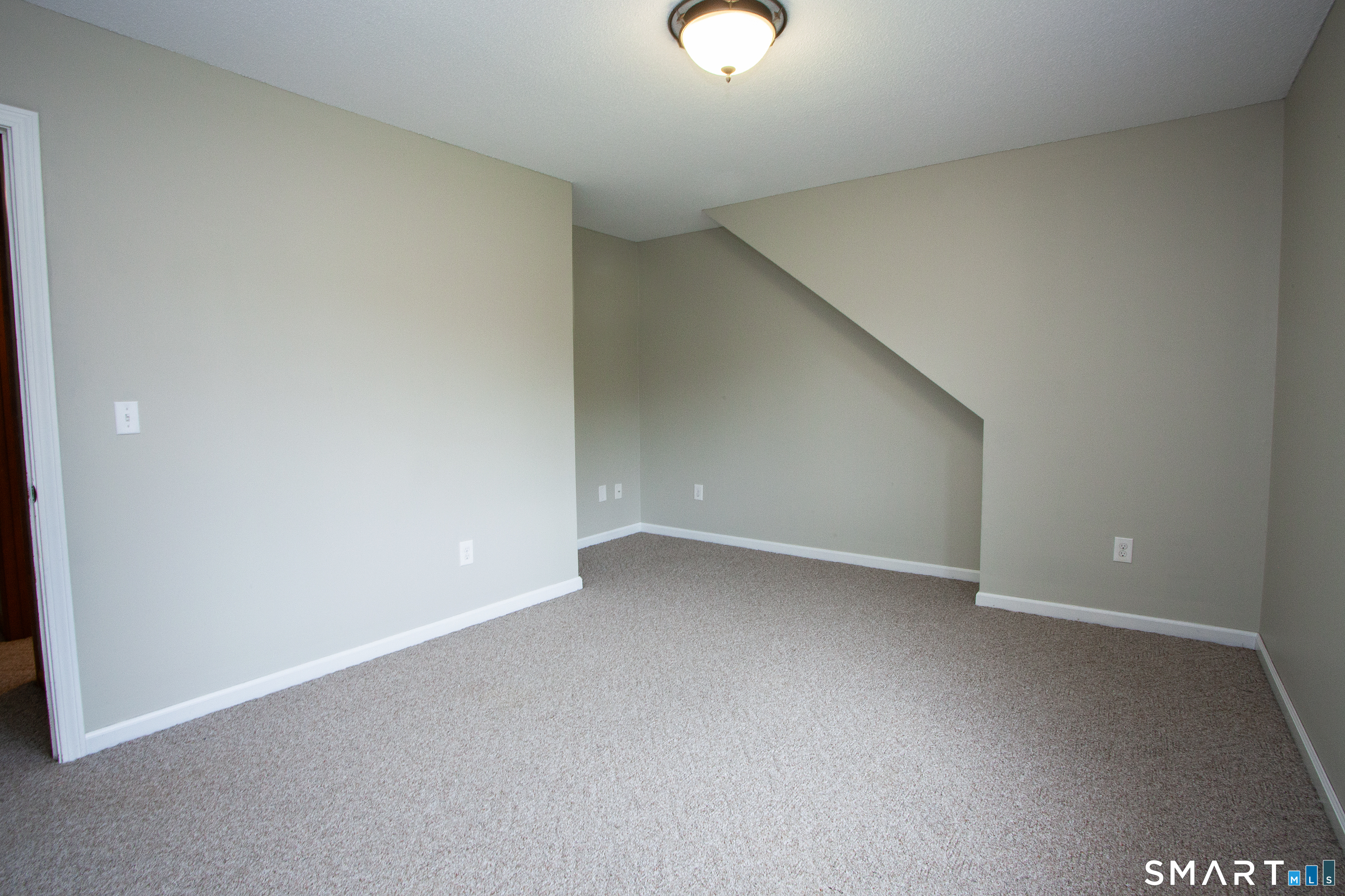 66 Woodcock Court Windsor Locks CT 06096