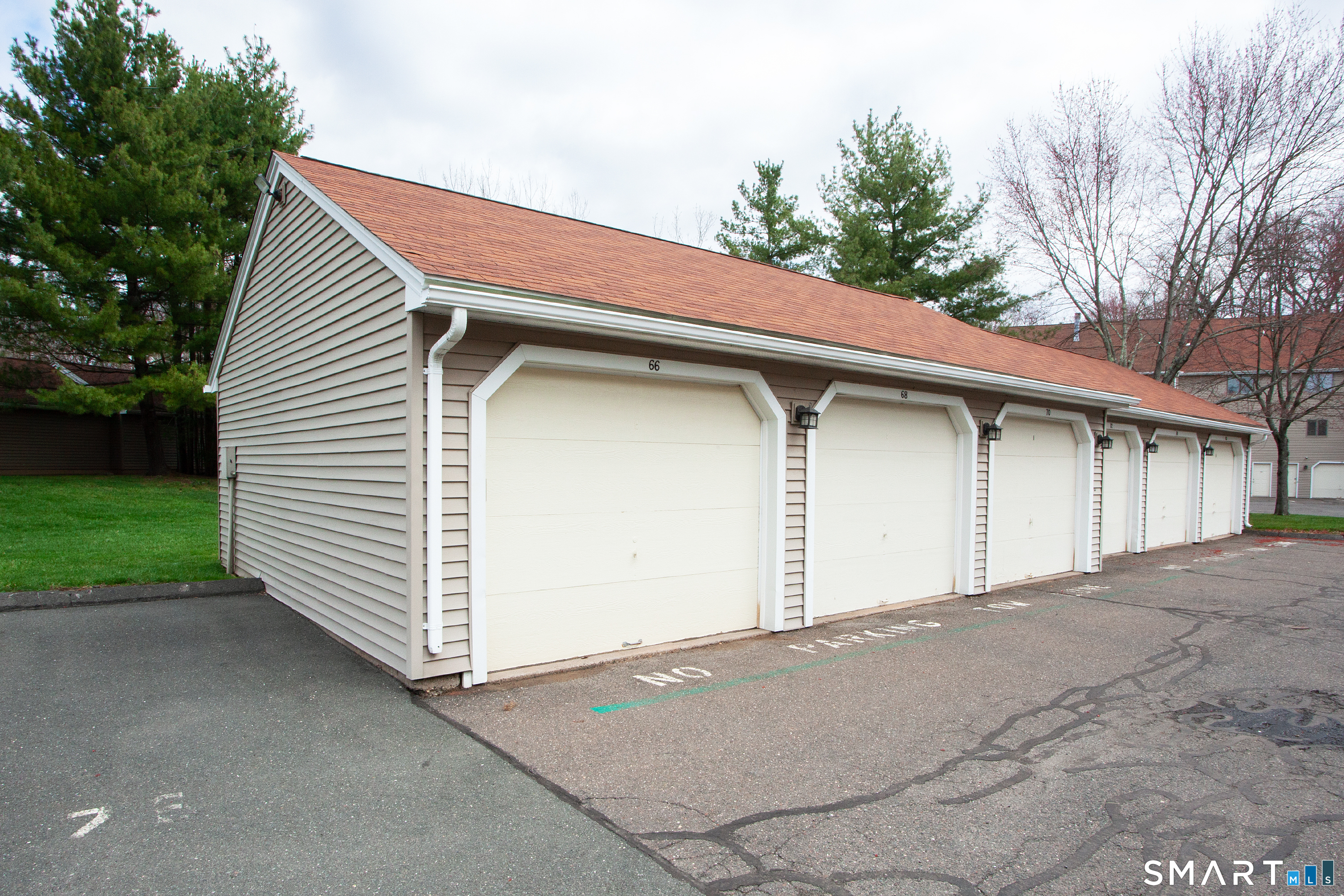 66 Woodcock Court Windsor Locks CT 06096