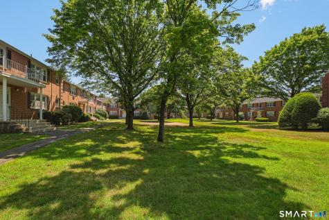 9 Grandview Drive Farmington CT 06032