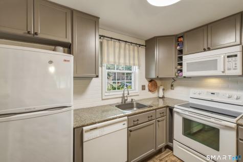 9 Grandview Drive Farmington CT 06032