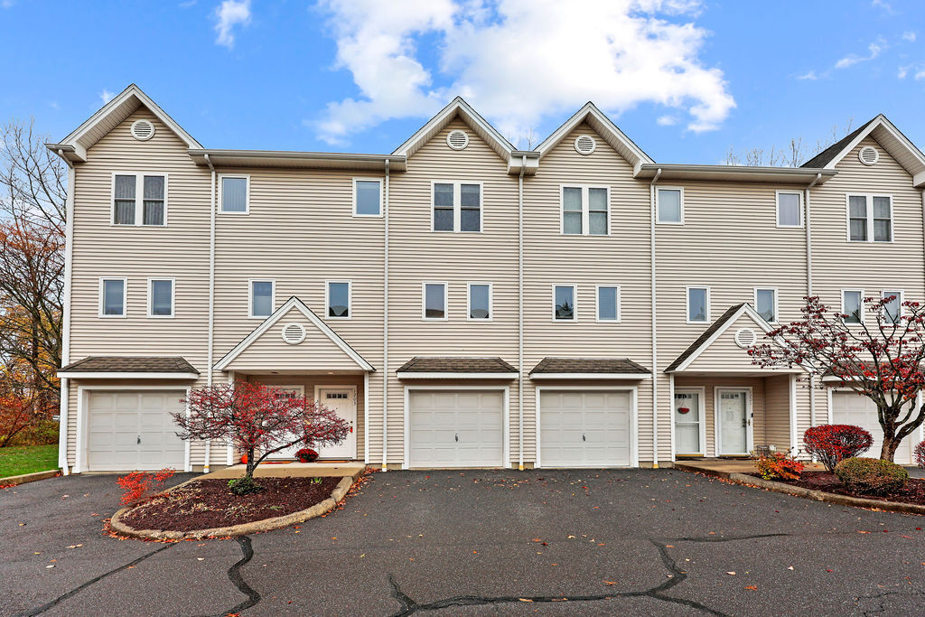 158 Paddock Avenue Meriden CT 06450