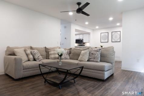 1109 Sunfield Drive South Windsor CT 06074