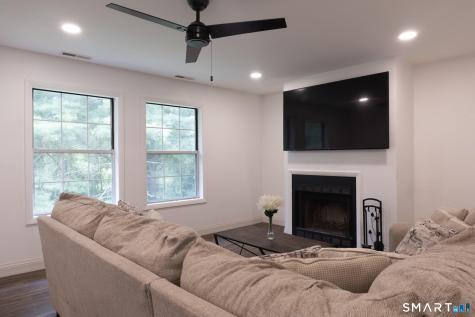 1109 Sunfield Drive South Windsor CT 06074