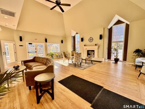1514 Old Pond Lane Norwich CT 06360