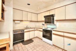 100 Glen Side Wilton CT 06897