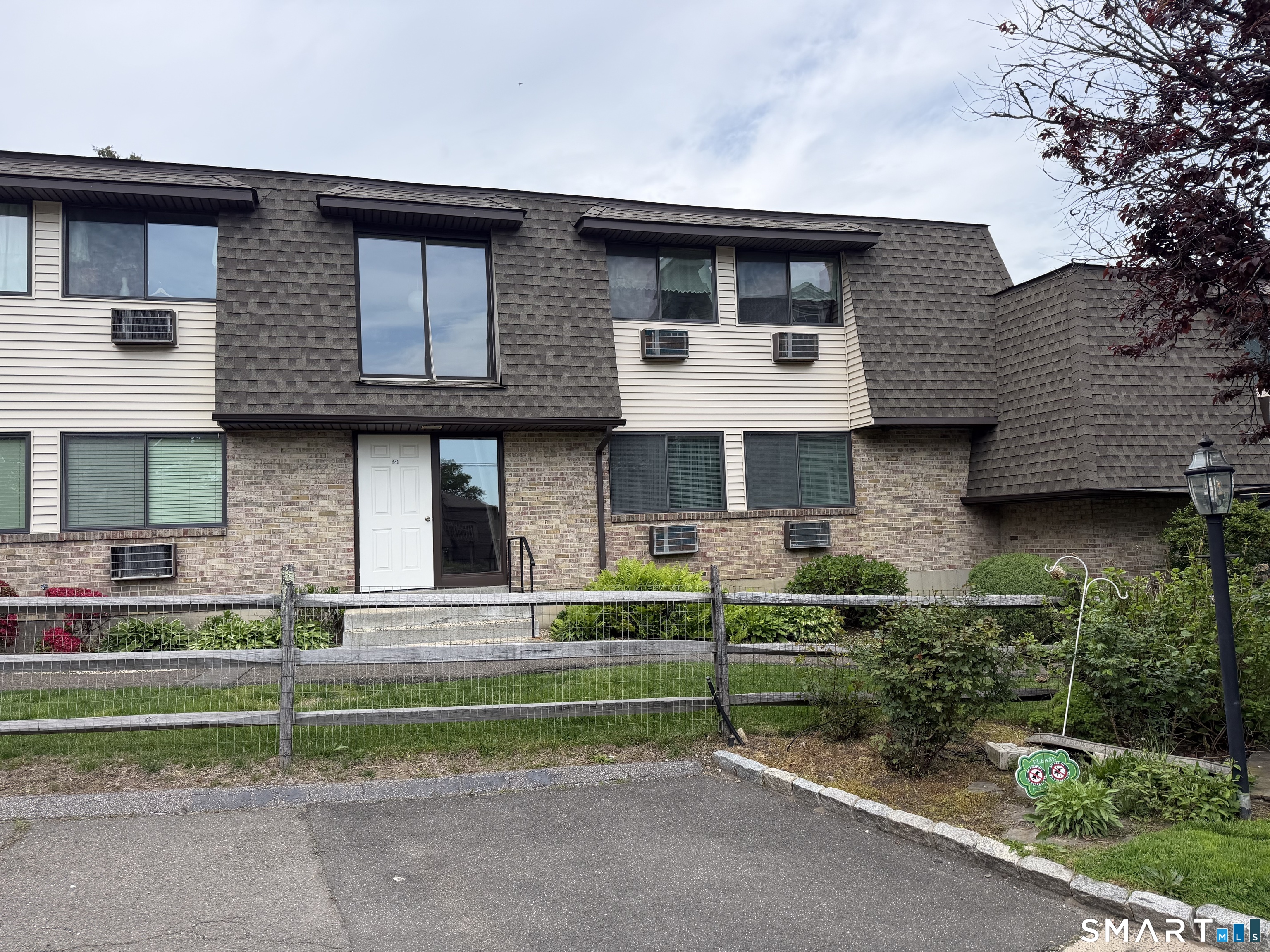 180 Colonial Road Stamford CT 06906