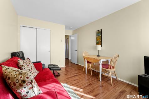 180 Colonial Road Stamford CT 06906