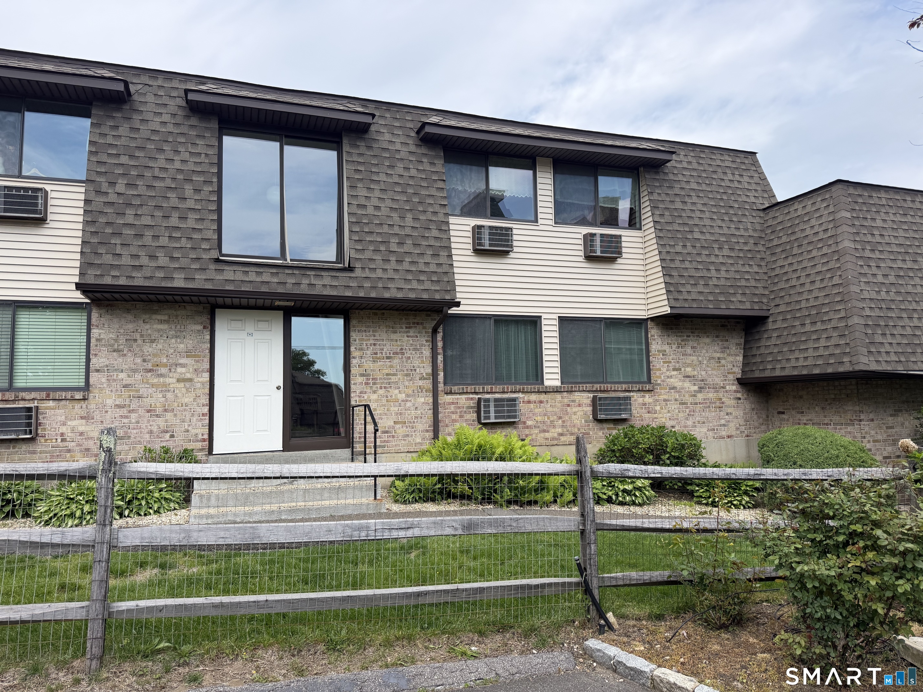 180 Colonial Road Stamford CT 06906